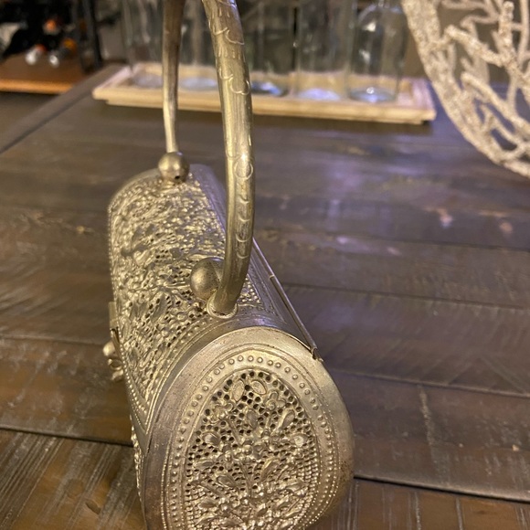 Petite Metal purse - Picture 3 of 6